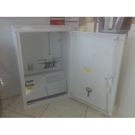 rozvádzač  3-fáz. E2R P40 XXA bez OK 2.tarif s priestorom na ističe