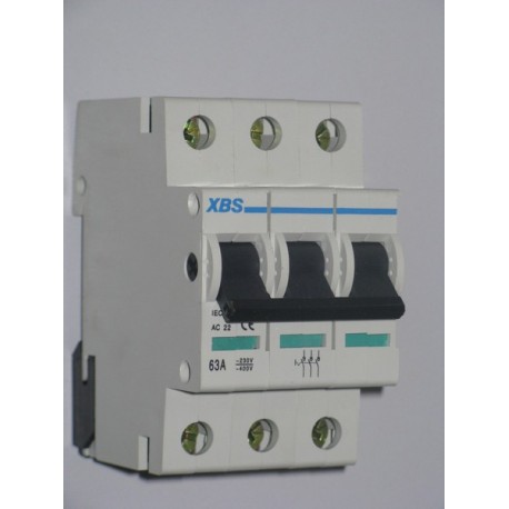 vypínač modulárny FR63/3