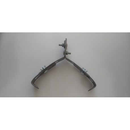 PV15 podpera ved. na hreb. nastav.s motýlikmi šruba 2xM8